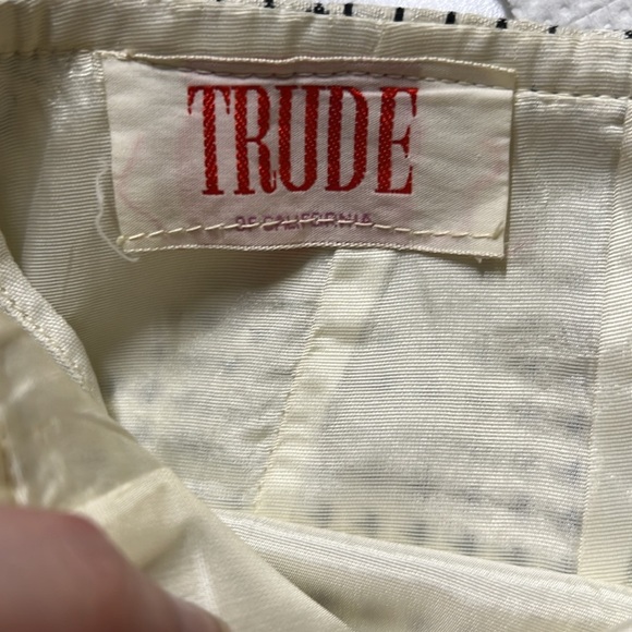 Trude Of California Skirt - Picture 4 of 4